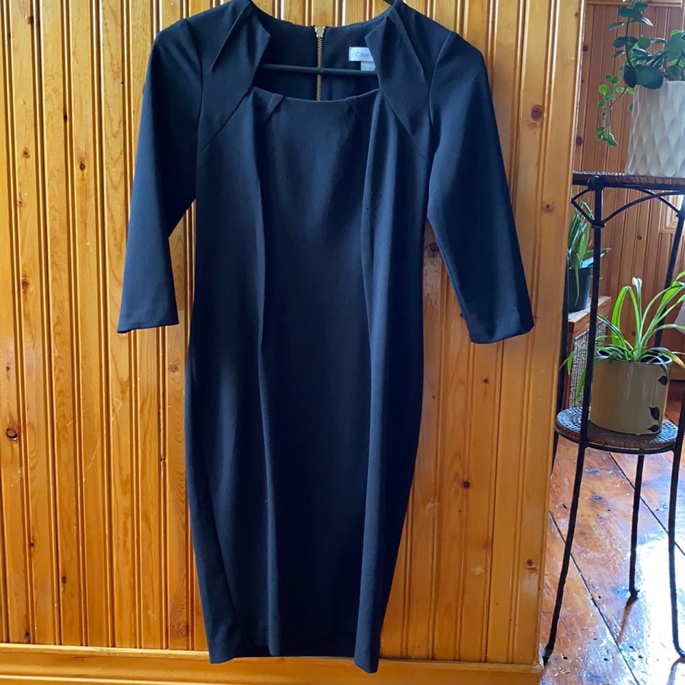 Calvin Klein size to 2P 3/4 sleeve black dress